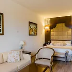 Resort Elias Limisso