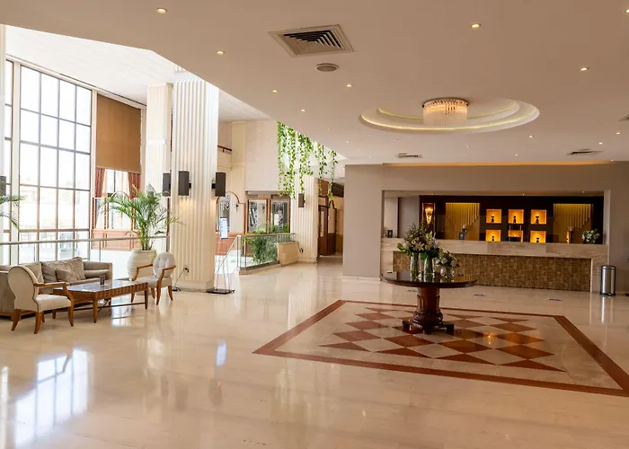 Elias אתר נופש