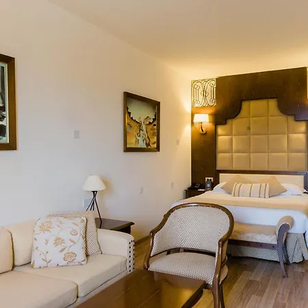 度假村 Elias 利马索尔